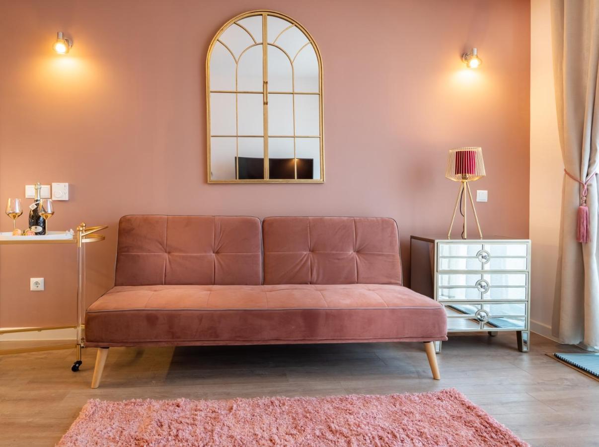 Signature Aparthotel - Boutique Galati  Luaran gambar